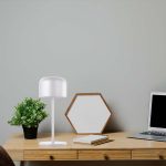 LED Lampă de Masă Baterie de 2200mAH D86*H210mm Corp Alb IP54