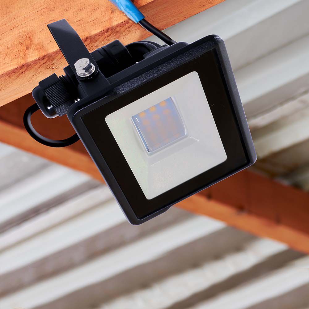 20309-3 20W Proiector LED Cip SAMSUNG Corp Negru 6400K - Image 1
