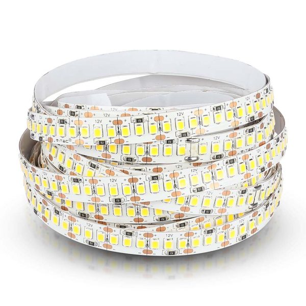 Bandă LED SMD2835 204 LEDs High Lumen 3000K IP20