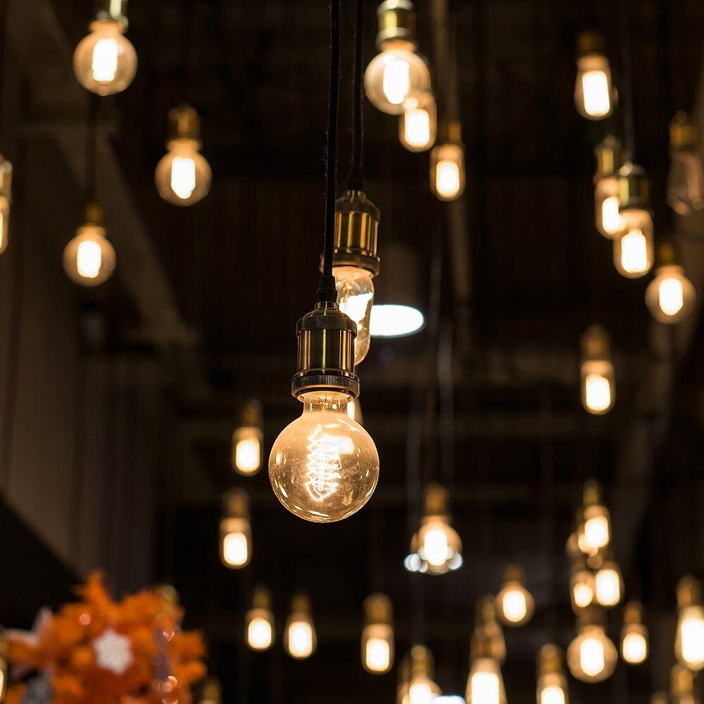 217328-2 Bec LED 6W Filament E27 G125 Amber 1800K - Image 1