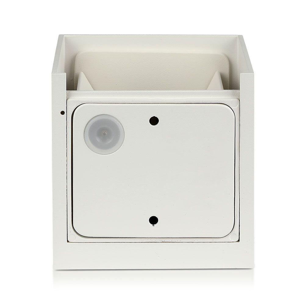 218527-2 11W Lampă de Perete LED Cip Bridglux Alb 3000K Pătrat - Image 1