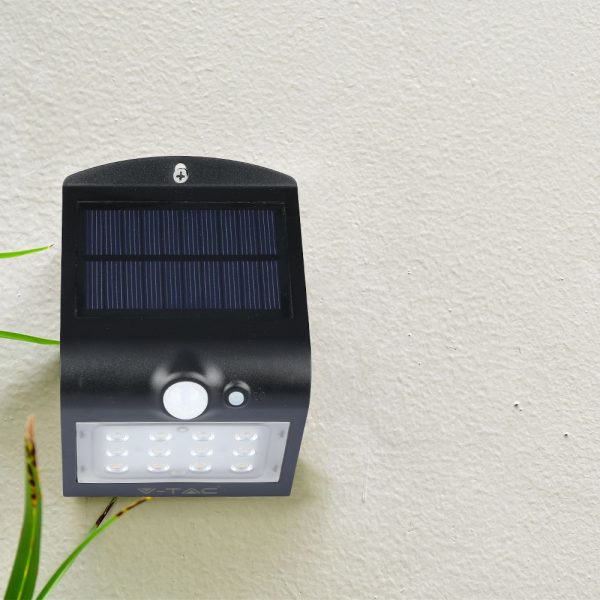 Lampă de perete LED încărcare solară de 1.5W LED Corp Negru Lumină neutră